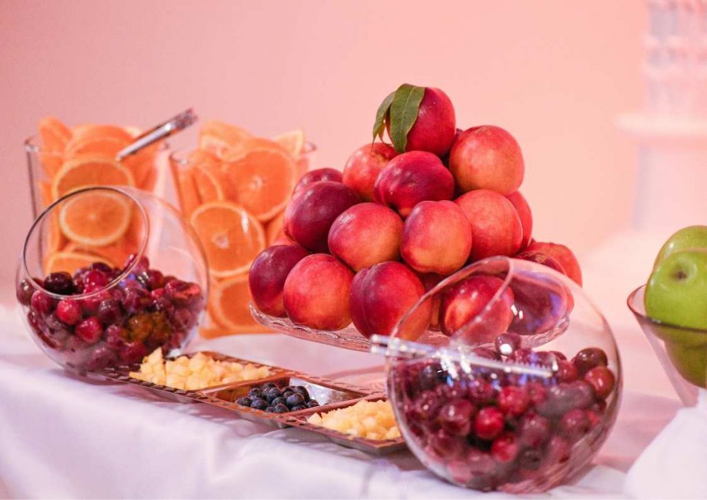 מארגנים אירוע? בר פירות לאירועים ישדרג לכם את קבלת הפנים